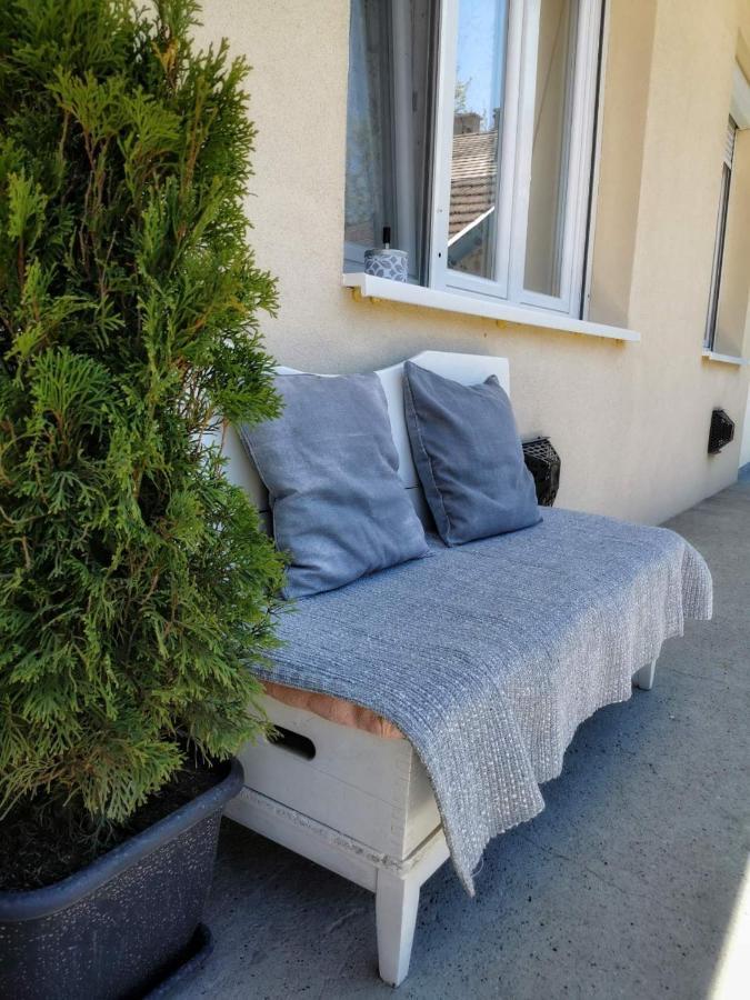 Foglal-Lak Apartman Eger Eksteriør billede